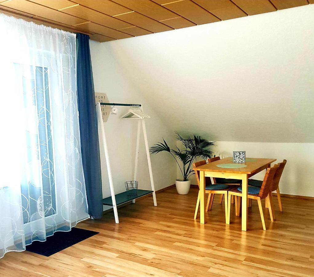 Casa Blanca Apartment Niestetal Bagian luar foto